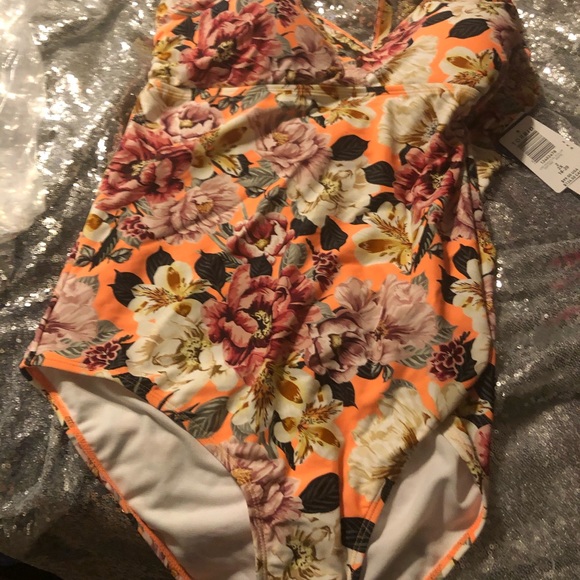 Beautiful Torrid bathing suit brand new